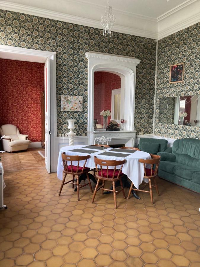 Chateau De La Bouchatte Chambre Les Roses Chazemais Exterior photo